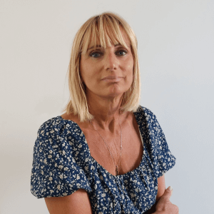 SUSANNA-SAGNOTTI-300×300-1